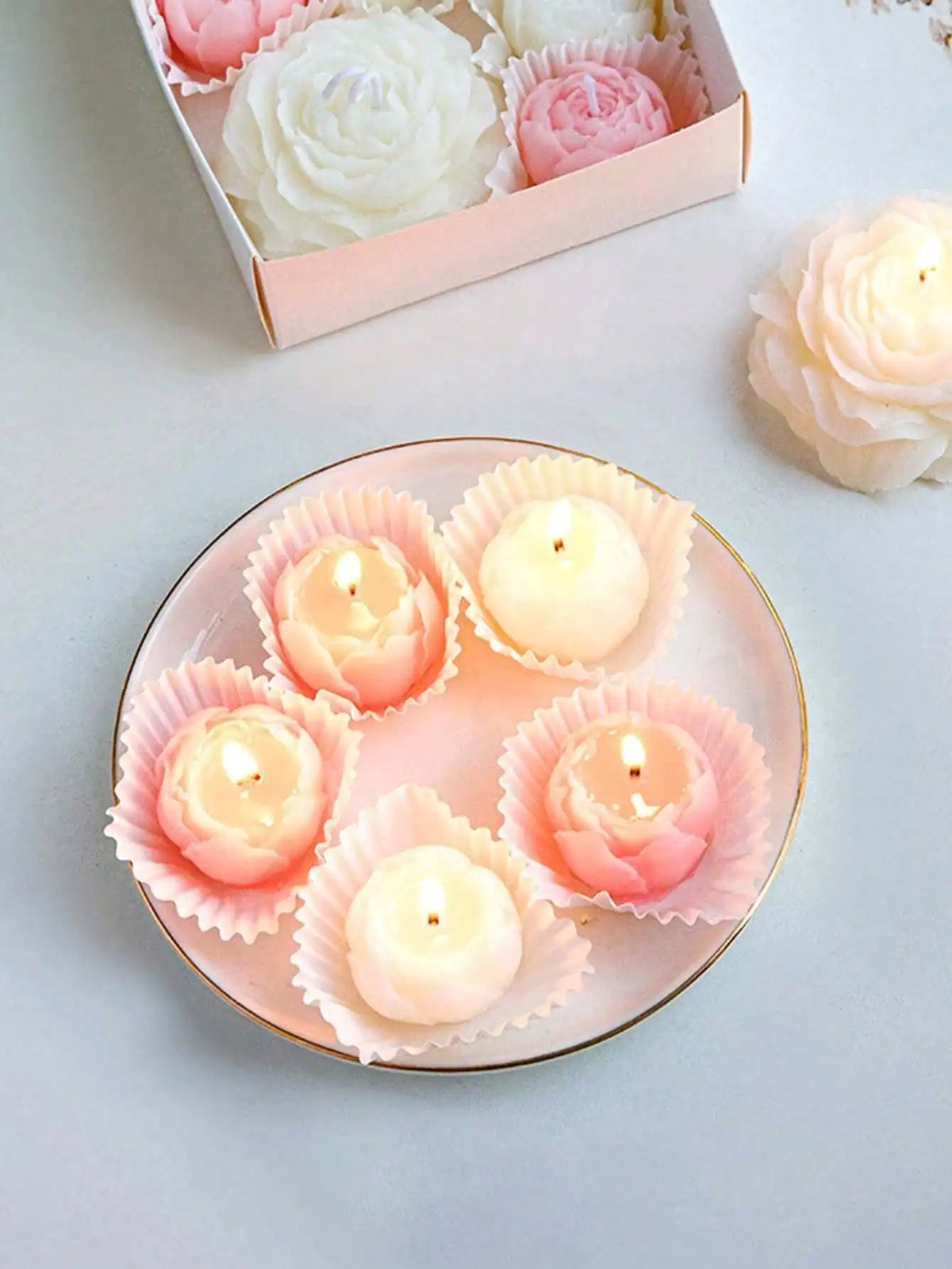 Juego de 4 velas aromáticas de rosas hechas a mano, velas con aroma a ramo hechas a mano, decoración para el hogar, ideales como regalo de San Valentín.